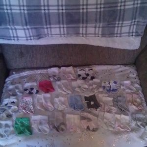 29 pairs of baby socks